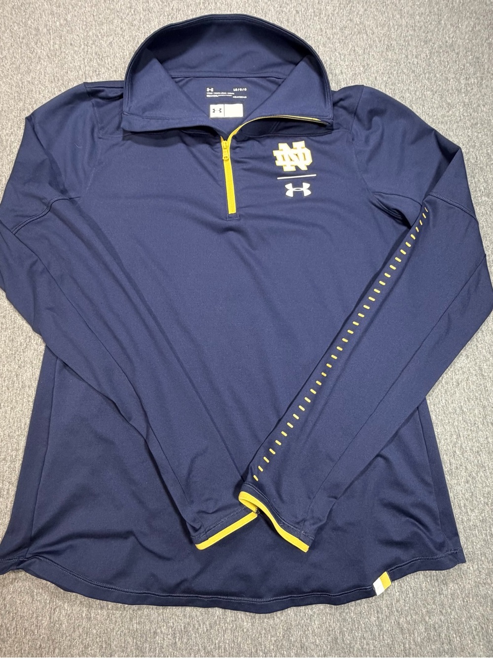 Notre Dame Fighting Irish Under Armour Women’s Large 1/4 Zip HeatGear Loose